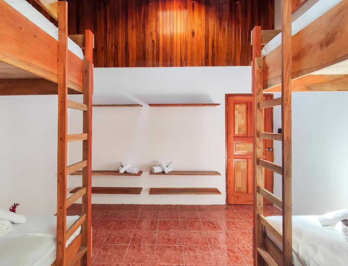 Ico Living Hostel Playa Santa Teresa  エクステリア 写真